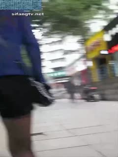 家庭乱伦 【户外抄底】地表上最强的流氓超级大胆当街耍流摸屁股，遭路边美女怒骂畜生 - 爱情岛-全网最全最新各类乱伦, 黑料,吃瓜系列免费视频网站