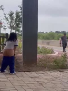 国产黄片 【户外羞耻露出】19岁深圳反差高中生少女，被主人PUA洗脑已无所畏惧，大庭广众公园露出求刺激，路人都看呆了！ - 爱情岛-全网最全最新各类乱伦, 黑料,吃瓜系列免费视频网站