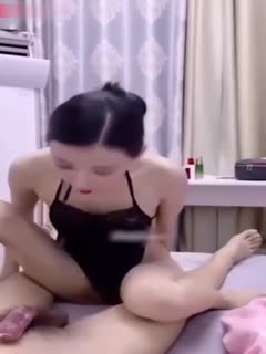黑料吃瓜 东航在职极品骨感空姐王萌遭机长潜规则 - 爱情岛-全网最全最新各类乱伦, 黑料,吃瓜系列免费视频网站