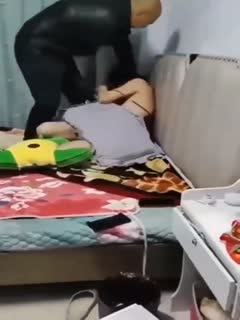 黑料吃瓜 【电影都不敢这么拍】舔狗捉奸在床还要哄出轨老婆，抓奸寖猪笼！ - 爱情岛-全网最全最新各类乱伦, 黑料,吃瓜系列免费视频网站
