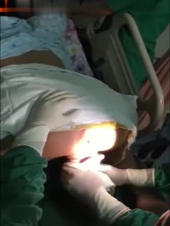 家庭乱伦 【黑料医生】麻醉科色狼医生趁美女术前麻醉的时候，旁边没人偷偷猥亵偷拍病人私处打飞机! - 爱情岛-全网最全最新各类乱伦, 黑料,吃瓜系列免费视频网站
