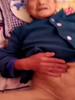 家庭乱伦 【奶孙乱伦】小杂种八十岁奶奶都不放过乱伦内射 - 爱情岛-全网最全最新各类乱伦, 黑料,吃瓜系列免费视频网站