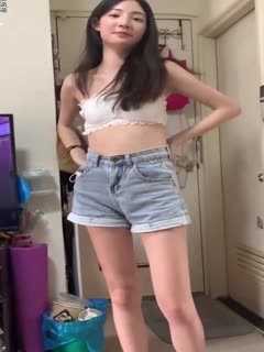 家庭乱伦 姐姐是内衣寄拍模特，每次帮她拍照我都会起反应，趁姐姐睡着对着她撸 - 爱情岛-全网最全最新各类乱伦, 黑料,吃瓜系列免费视频网站