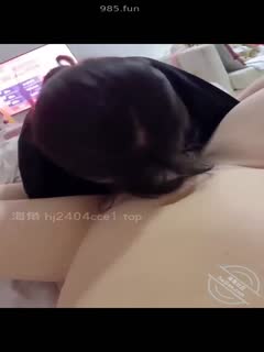 国产黄片 醉奸妹妹后续!捅破那层窗户纸了和妹妹过上了没羞没臊的生活!这次喝醉找妹妹强行拍视频,给妹妹搞生气了 - 爱情岛-全网最全最新各类乱伦, 黑料,吃瓜系列免费视频网站