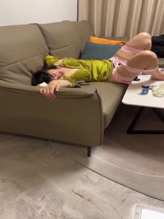 国产黄片 骚娘们骚逼奇痒无比 就要用炮击伺候 - 爱情岛-全网最全最新各类乱伦, 黑料,吃瓜系列免费视频网站