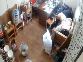 家庭乱伦 【破解摄像头偷拍】美女少妇欠网贷上财务公司小办公室单人小床肉偿还利息 - 爱情岛-全网最全最新各类乱伦, 黑料,吃瓜系列免费视频网站