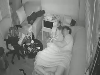 家庭乱伦 【破解美容院摄像头】美容院风骚老板娘与两个另类男友，第一个喜欢被虐待，第二个喜欢搞强奸 - 爱情岛-全网最全最新各类乱伦, 黑料,吃瓜系列免费视频网站