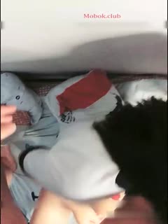 国产黄片 【兄妹乱伦】父母不在家,妹子闺房可爱床铺上啪啪,小穴无毛干干净净,爆插壹番,抽出射嘴里,还问好吃吗 - 爱情岛-全网最全最新各类乱伦, 黑料,吃瓜系列免费视频网站