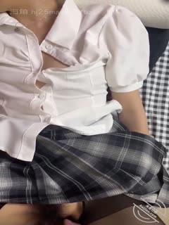 家庭乱伦 【我有个萝莉小表妹】大一表妹被我操爽了！现在只要我想要她就回来满足我！早上起来~把半睡半醒的表妹内裤脱掉一半就... - 爱情岛-全网最全最新各类乱伦, 黑料,吃瓜系列免费视频网站