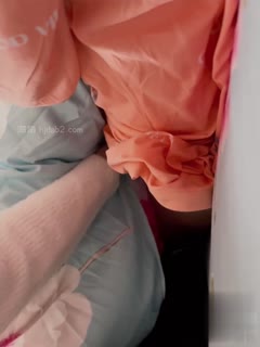 家庭乱伦 【母子乱伦】第一次和老妈洗鸳鸯浴被老妈挑逗_洗完直接干翻他 - 爱情岛-全网最全最新各类乱伦, 黑料,吃瓜系列免费视频网站