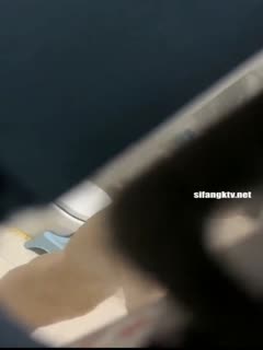 国产黄片 合租房冒死爬气窗偷拍几个美女租客洗澡 - 爱情岛-全网最全最新各类乱伦, 黑料,吃瓜系列免费视频网站