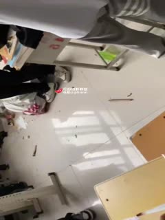 黑料吃瓜 河南鹤壁技师学院发生一起校园欺凌事件，有学生手持板凳多次砸向另一名学生头部 - 爱情岛-全网最全最新各类乱伦, 黑料,吃瓜系列免费视频网站