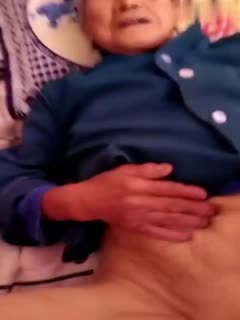 家庭乱伦 【奶孙乱伦】重回谨慎进入小杂种狂操内射八十岁奶奶 - 爱情岛-全网最全最新各类乱伦, 黑料,吃瓜系列免费视频网站