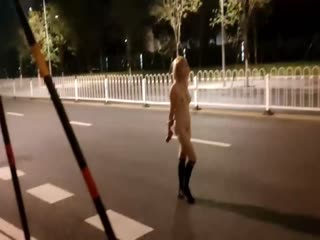 家庭乱伦 后续，【户外露出天花板]美女“婷婷”广州街头全裸露出!扰乱交通秩序~男人集体刹车欣赏艺术 - 爱情岛-全网最全最新各类乱伦, 黑料,吃瓜系列免费视频网站