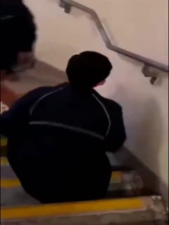 黑料吃瓜 劲爆翻车，发现嘘嘘被偷拍也要对生活比个耶，盘点那些公共场所做爱打飞机被保安抓住的尴尬场面 - 爱情岛-全网最全最新各类乱伦, 黑料,吃瓜系列免费视频网站