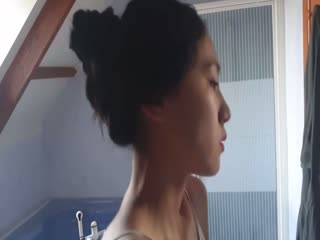 国产黄片 留学生刘玥浴缸里的性高潮 - 爱情岛-全网最全最新各类乱伦, 黑料,吃瓜系列免费视频网站