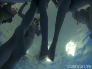 国产黄片 女同性恋者 - 欢迎来到世界上第一个水下女同性恋馆 - 爱情岛-全网最全最新各类乱伦, 黑料,吃瓜系列免费视频网站