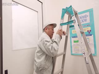 国产黄片 HUNTC-366 “我们做爱吧，老头子。” 校工的工作就是维护学校环境，然后做爱。校工的房间成了那些想用老男人的鸡鸡发泄性欲的女学生的放荡场所！ - 爱情岛-全网最全最新各类乱伦, 黑料,吃瓜系列免费视频网站