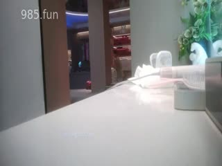 家庭乱伦 【身临其境】国内洗浴偷窥天花板极品女孩怼脸拍系列从更衣室到淋浴室到浴池全程第一时间 - 爱情岛-全网最全最新各类乱伦, 黑料,吃瓜系列免费视频网站