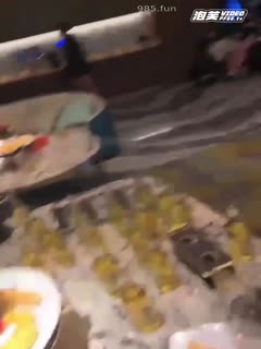 国产黄片 【重磅流出-北京女企业家抓奸门事件】贵妇女老婆出轨社会姐男友，被群P羞辱 - 爱情岛-全网最全最新各类乱伦, 黑料,吃瓜系列免费视频网站