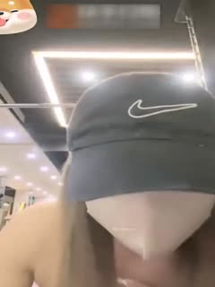 黑料吃瓜 【人来人往的健身房】真实！牛逼！刺激！健身房三点全露跳蛋大黑牛自慰 - 爱情岛-全网最全最新各类乱伦, 黑料,吃瓜系列免费视频网站