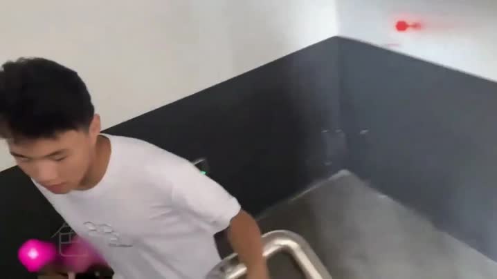 家庭乱伦 极品巨乳少妇给外卖小哥差评_被小哥上门强奸爆操 - 爱情岛-全网最全最新各类乱伦, 黑料,吃瓜系列免费视频网站