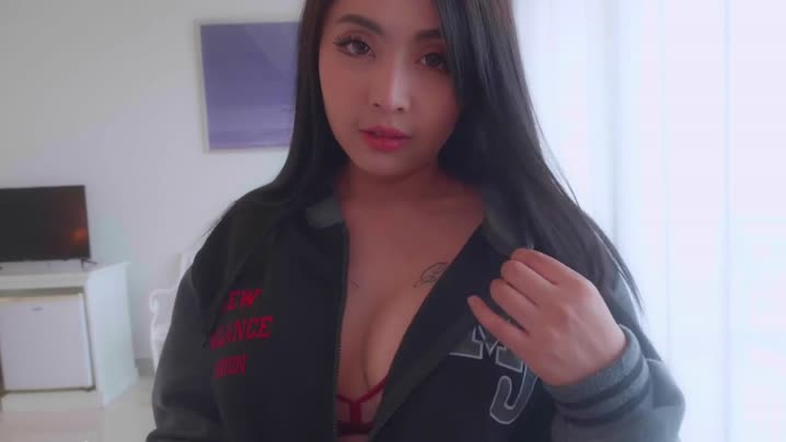 家庭乱伦 销魂的表情配上浪叫直接让人射爆少妇 - 爱情岛-全网最全最新各类乱伦, 黑料,吃瓜系列免费视频网站