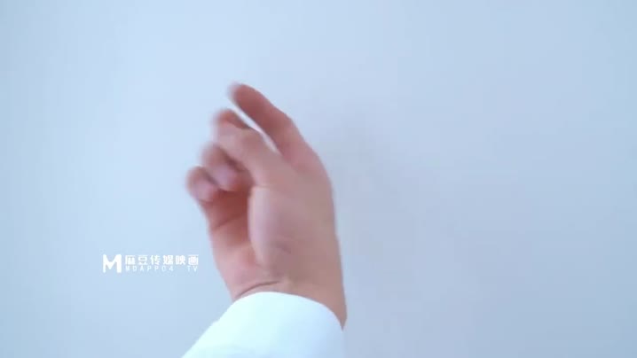 家庭乱伦 好色按摩师_他居然在摸我的乳房 - 爱情岛-全网最全最新各类乱伦, 黑料,吃瓜系列免费视频网站