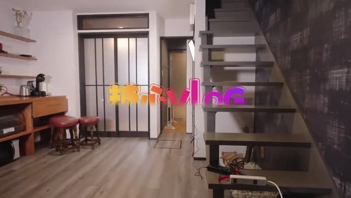 家庭乱伦 已婚少妇为了赚钱邀请摄影师上门拍摄色情照片赚钱却被摄影师诱姦内射 - 爱情岛-全网最全最新各类乱伦, 黑料,吃瓜系列免费视频网站