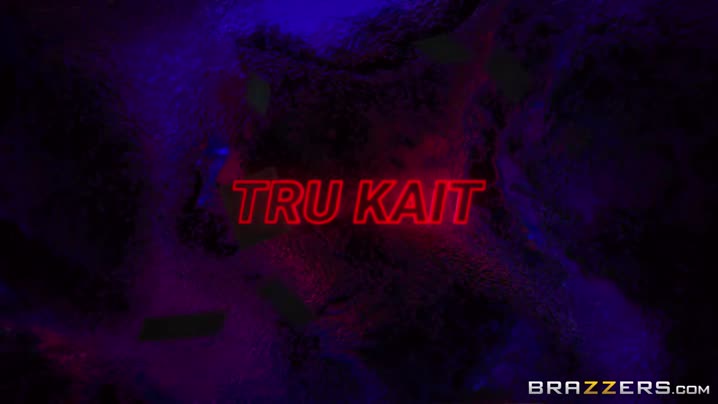 国产黄片 【HD】谁拥有谁✅Tru Kait✅性感女王被大屌狂插猛干,操的淫叫连连,最后像母狗一样用脸迎接主人的精液 - 爱情岛-全网最全最新各类乱伦, 黑料,吃瓜系列免费视频网站
