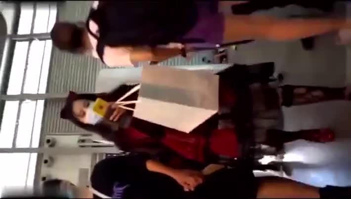 黑料吃瓜 街拍抄底超多一线高颜值名媛风光无限一饱眼福_LLD - 爱情岛-全网最全最新各类乱伦, 黑料,吃瓜系列免费视频网站